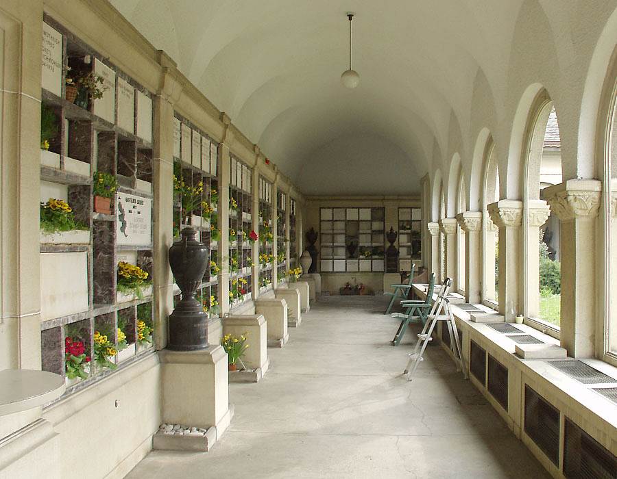 Urnennischen beim Krematorium Bern